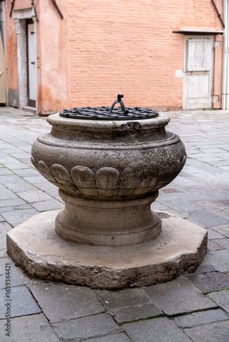 Wallpaper Mural Ancient marble well at Venice Torontodigital.ca