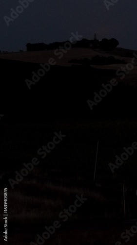 Pleine lune verticale