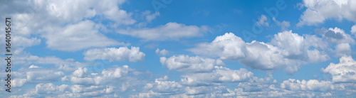 Konstfotografi wide panorams of heaven sky is blue with many clouds