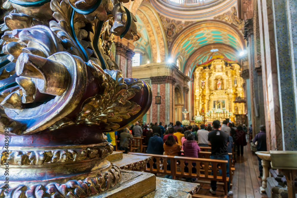 Fototapeta premium buddha statue in the temple