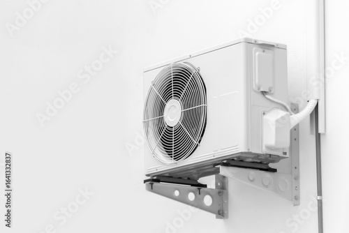 Fotografía Air cooled condensers on the wall.