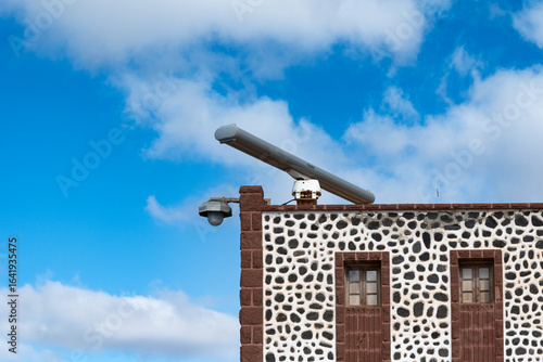Radaranlage des Leuchtturmes an der Ostküste Fuerteventuras