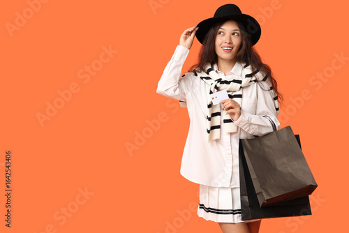 Beautiful young Asian woman...
