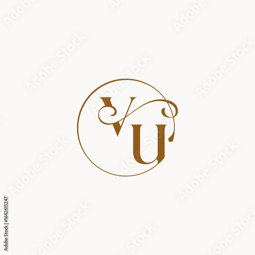 luxurius feeling with flow VU monogram elegant style letter circle fows wedding logo
