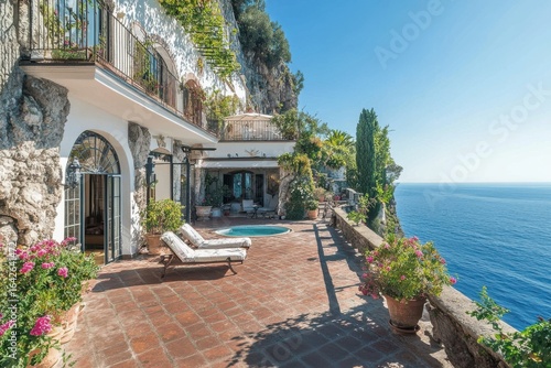 Luxurious Cliffside Villa with Ocean Views, Sunbeds, Lush Gardens and Tranquil Ambiance in Positano