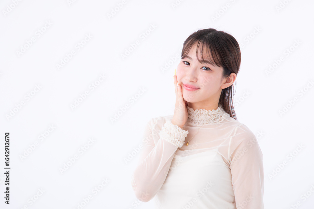 笑顔の若い女性 笑顔の若い女性