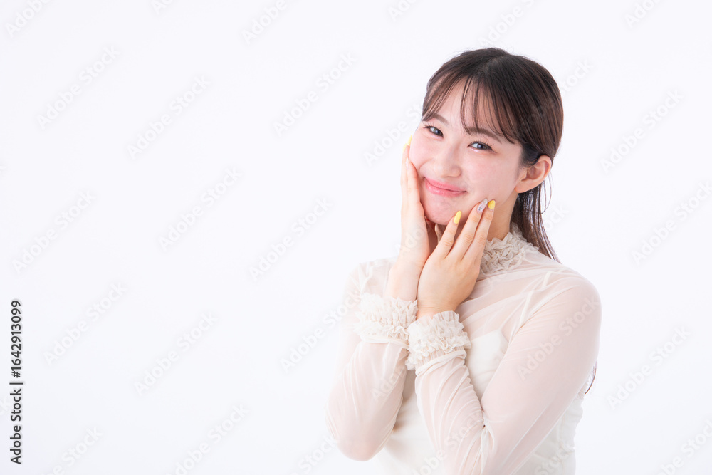 笑顔の若い女性 笑顔の若い女性