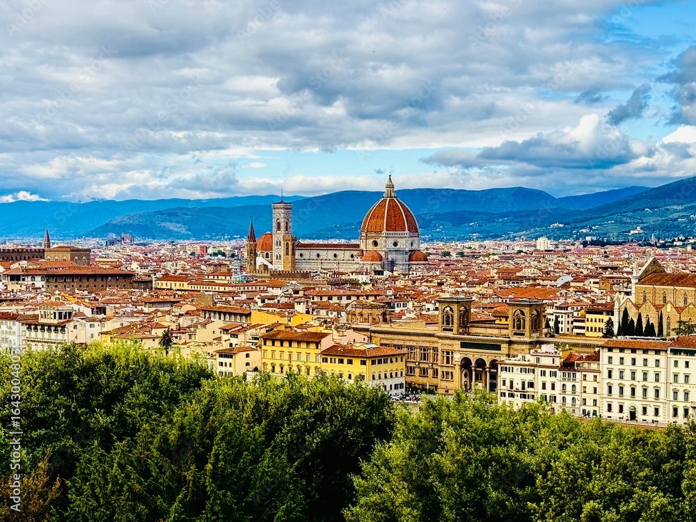 Obraz premium beautiful panorama of Florence, with the Duomo cathedral in the background