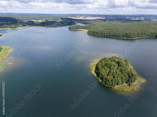 Fototapeta Naklejka Na Ścianę i Meble -  Jezioro Majcz Wielki, Mazury, Polska