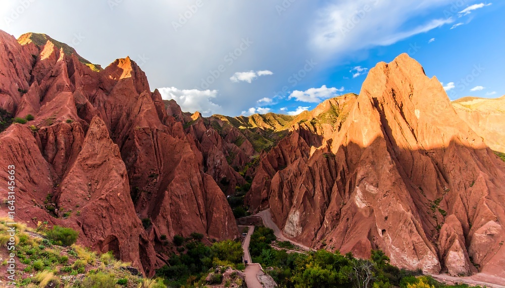 Fototapeta premium Dramatic red rock canyon landscape