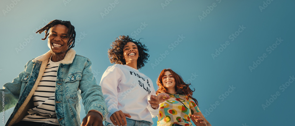 Naklejka premium Gen Z Squad goals: Living life in the moment