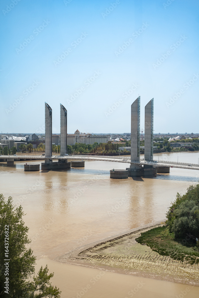 Obraz premium Pont de Bordeaux - France