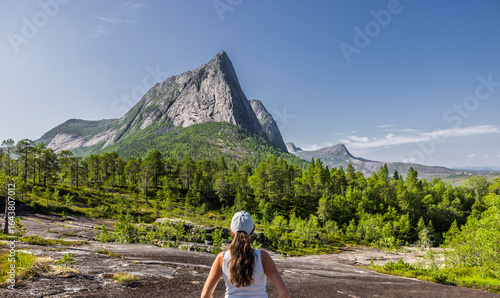 Granitplatte Verdensvaet bei Narvik in Nordland, Norwegen