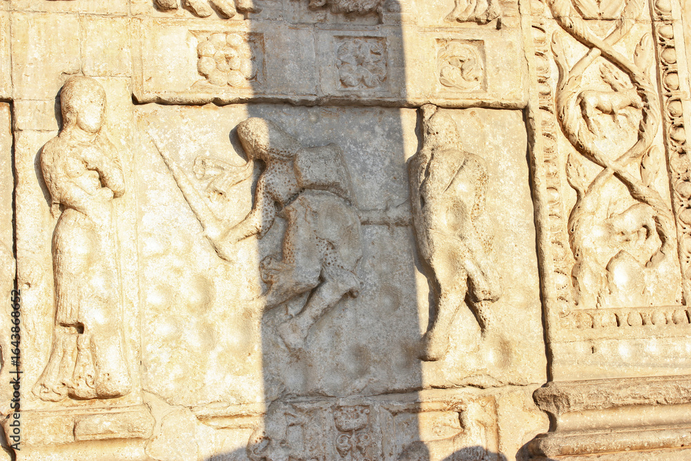 Relief Panels of the Basilica of San Zeno in Verona, Italy – Theoderic the Great kills Odoacer
Relief Panels of the Basilica of San Zeno in Verona, Italy – Theoderic the Great kills Odoacer