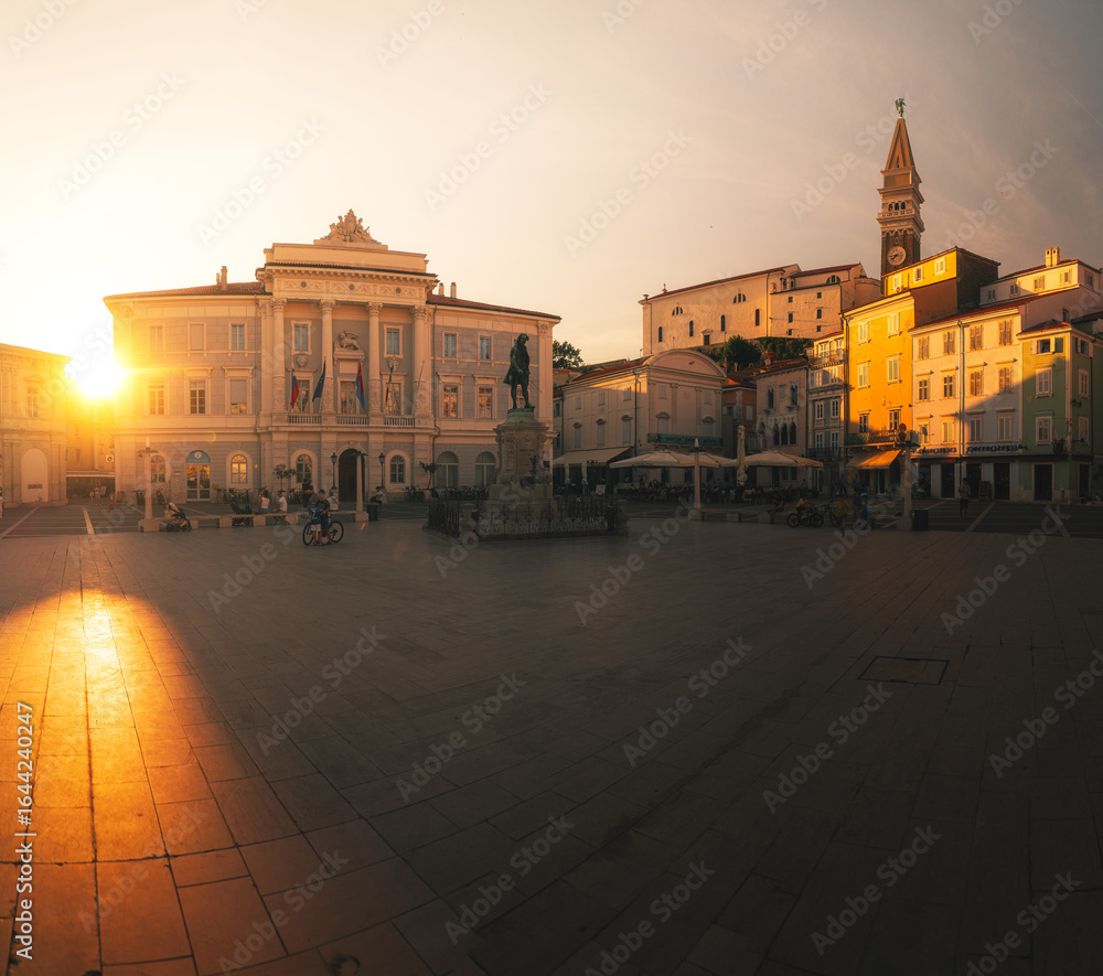 Naklejka premium Tartini Square in Piran Old Town, Slovenia