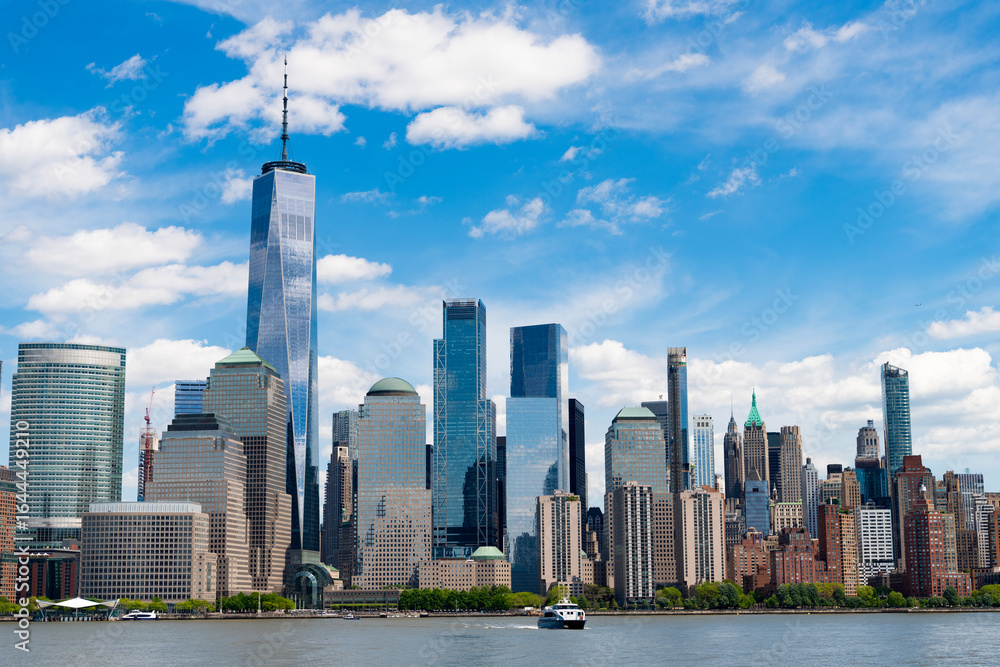 Obraz premium View of Manhattan from hudson river, New York City. USA, NYC NY , Manhattan. Lower Manhattan skyline. New York, United States. New York city skyline in Midtown Manhattan.