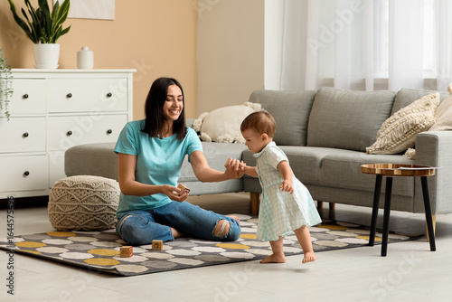 Little baby girl learning t...