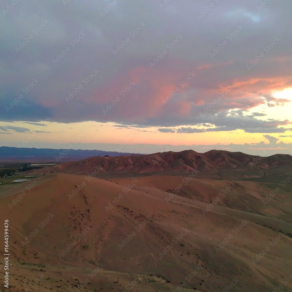 Naklejka premium Desert landscape at sunset
