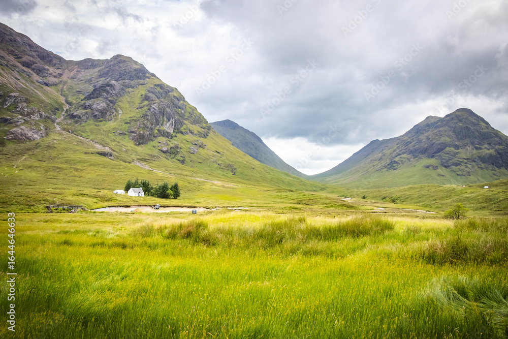 Fototapeta premium mountains, glencoe, highlands, scottish highlands, scotland, uk