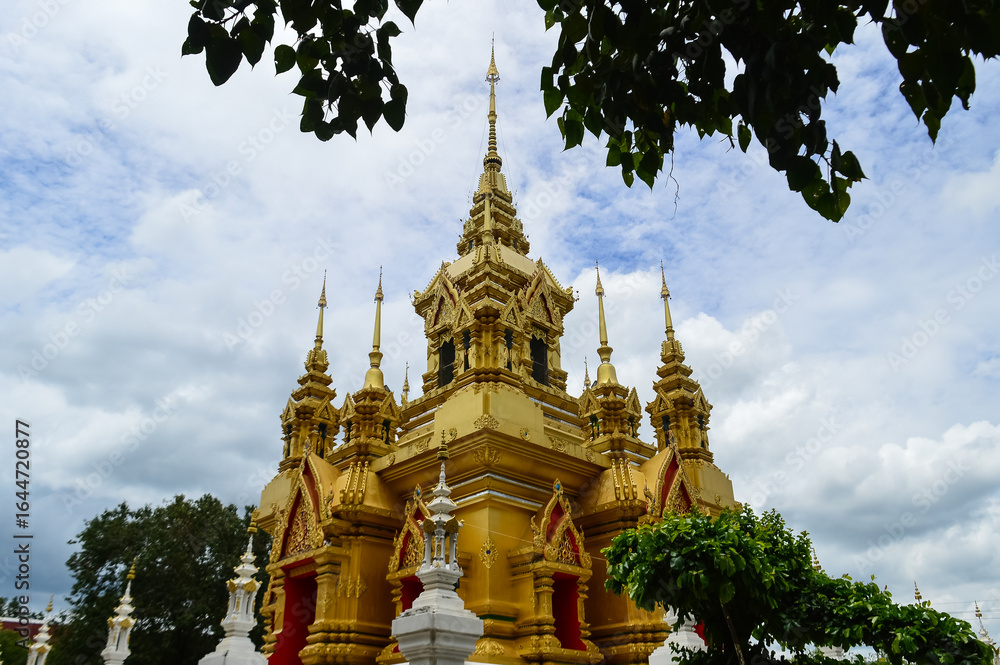 Fototapeta premium Pagoda, Lanna Architecture, Symbols of Buddhism, South East Asia at Wat Khamat, Chiang Mai, Northern Thailand