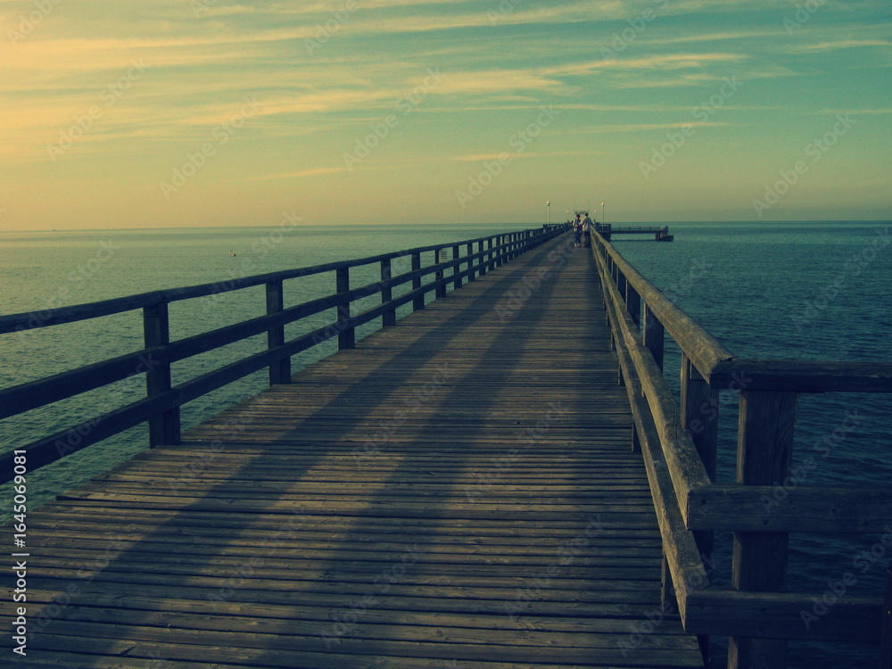 Fototapeta premium Langer Steg