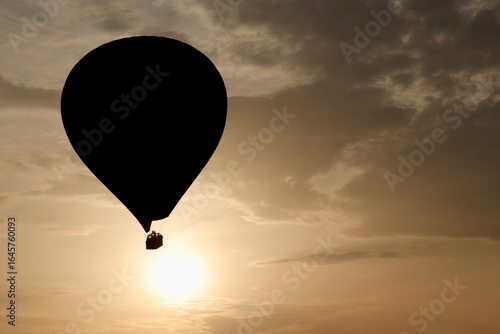 Photos Montgolfière dans les nuages