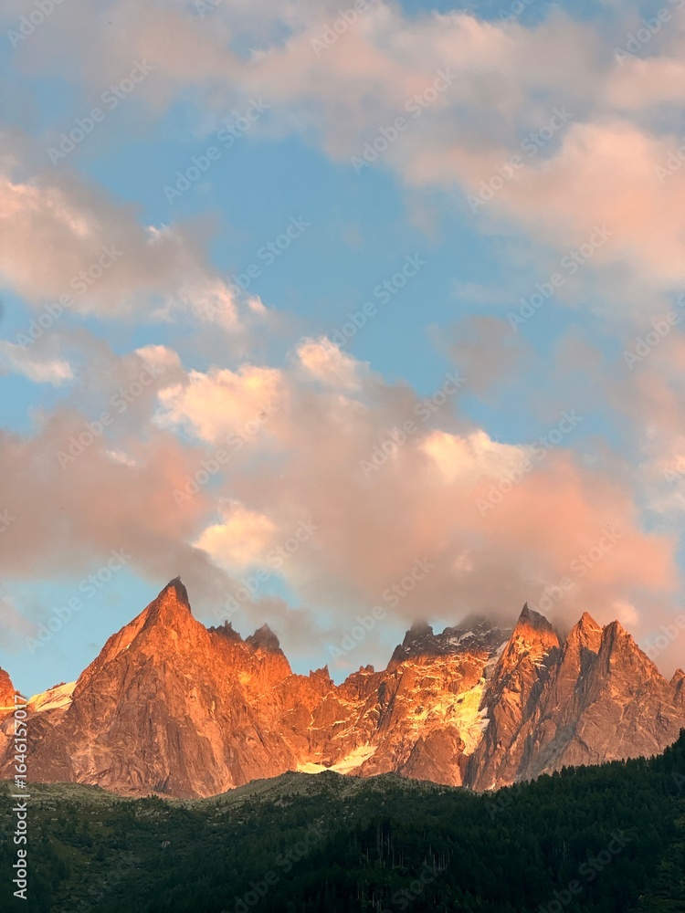 Fototapeta premium sunset in the french alps