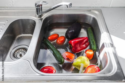 anti pesticide bicarb baking soda soak bath for fruit and veggies