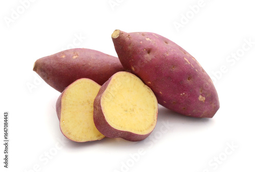 Fotografi Sweet potatoes are placed on a white background