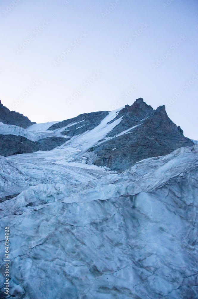 Fototapeta premium glacier in the mountains