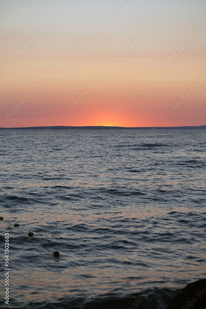 Obraz premium sunset over the sea