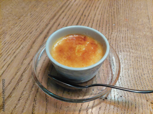 Delicious pudding with a layer of caramel