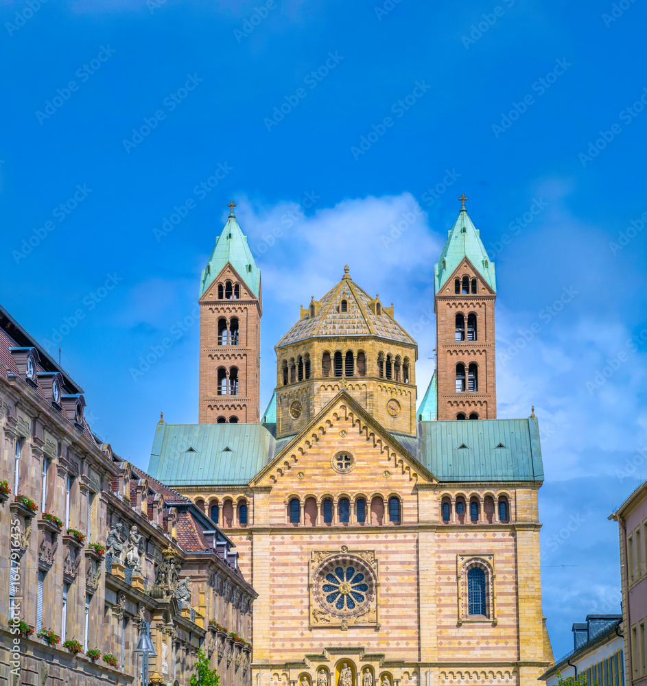 Obraz premium The imposing facade of the Speyer cathedral, Rheinland-Pfalz, Germany
