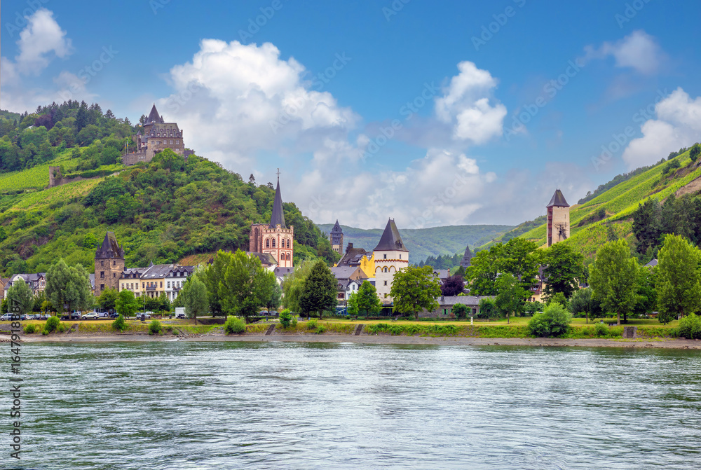 Fototapeta premium Historic village of Bacharach with stunning medieval landmarks surrounding by vineyards, Rheinland-Pfalz, Hessen, Germany