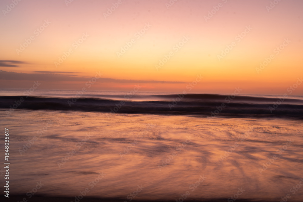 Obraz premium sunrise at the beach
