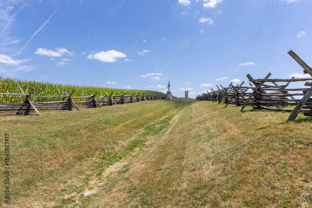 Fototapeta premium Photo of the Bloody Lane at the Antietam National Battlefield Sharpsburg Maryland USA