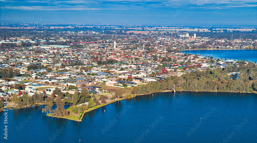 Fototapeta premium Rooftop pattern leads down to Yarrawonga lake frontage