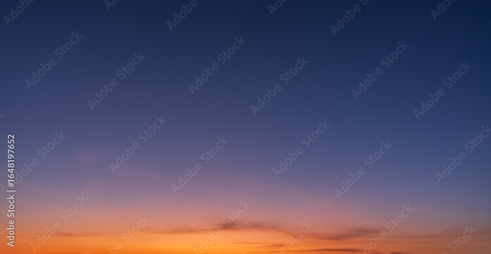 Fototapeta premium Beautiful pastel cloud sunrise, natural sunrise background