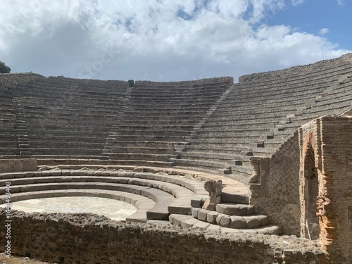 Fotografija Pompeii ruins amphitheatre