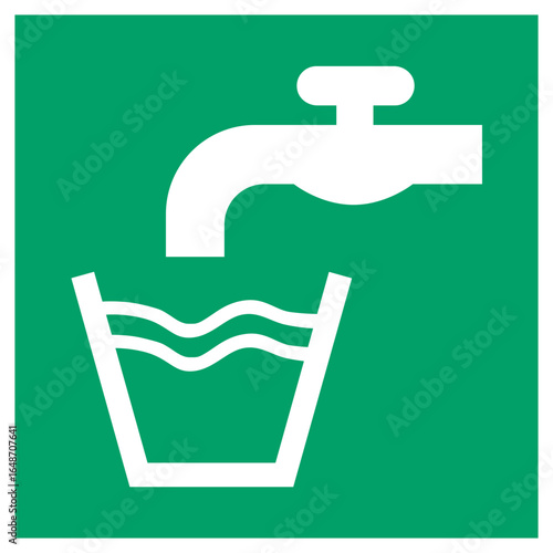 ISO 7010 ; E015 - Drinking water