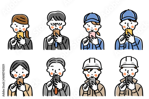 スマートフォンを操作する仕事着の人物のイラストセット