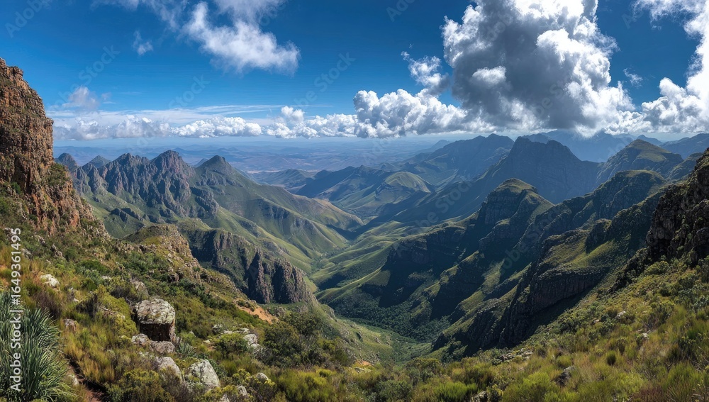 Fototapeta premium Panoramic mountain vista (2)