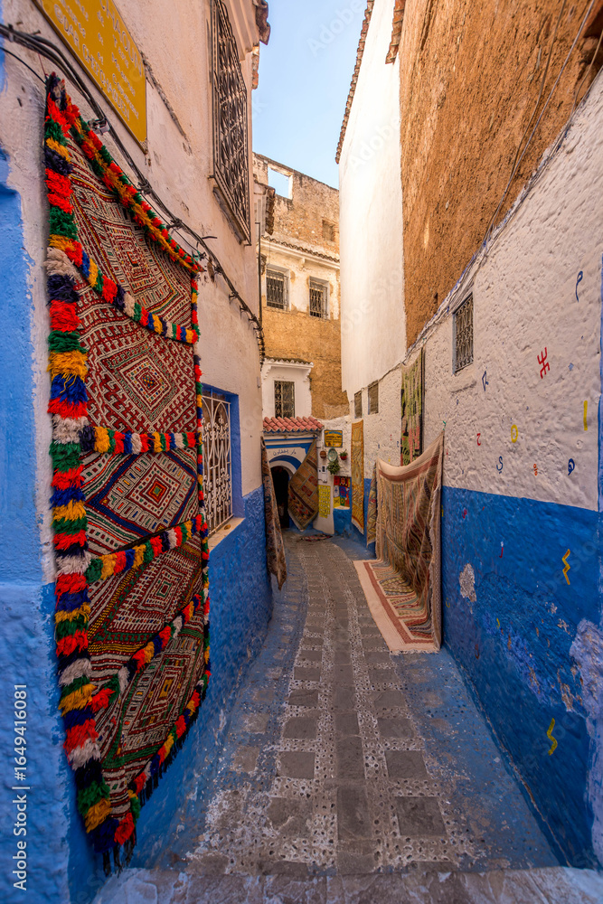 Fototapeta premium Tour in Chefchaouen city, Morocco 