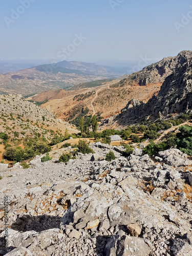 On the journey to Mount Kelti Park, you will encounter stunning views of mountains, peaks, and pristine landscapes. Each sight highlights the beauty of nature in its most authentic state.