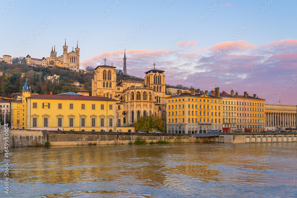 Fototapeta premium Downtown Lyon city skyline, cityscape of France