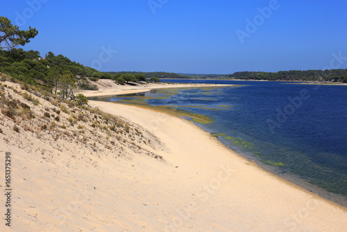 Fotografie Portugal, Sesimbra, Lagoa de Albufeira - a coastal lagoon fed by 3 streams and the Atlantic Ocean