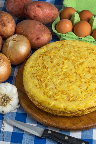 Tortilla de patatas con cebolla