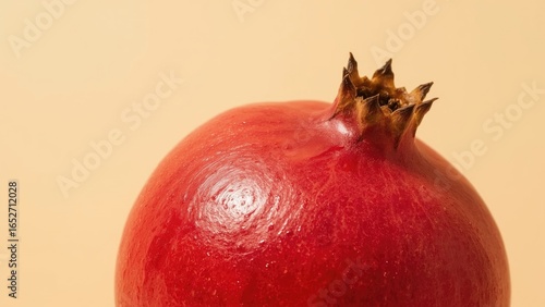Juicy ripe pomegranate in s...