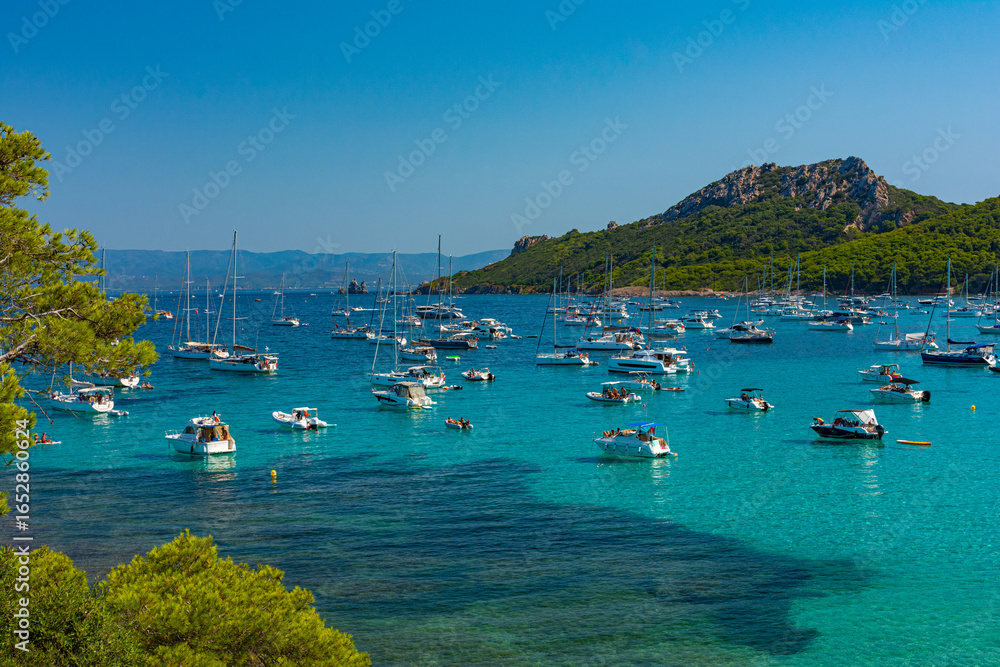 Obraz premium Summer view of Notre-Dame beach, Porquerolles