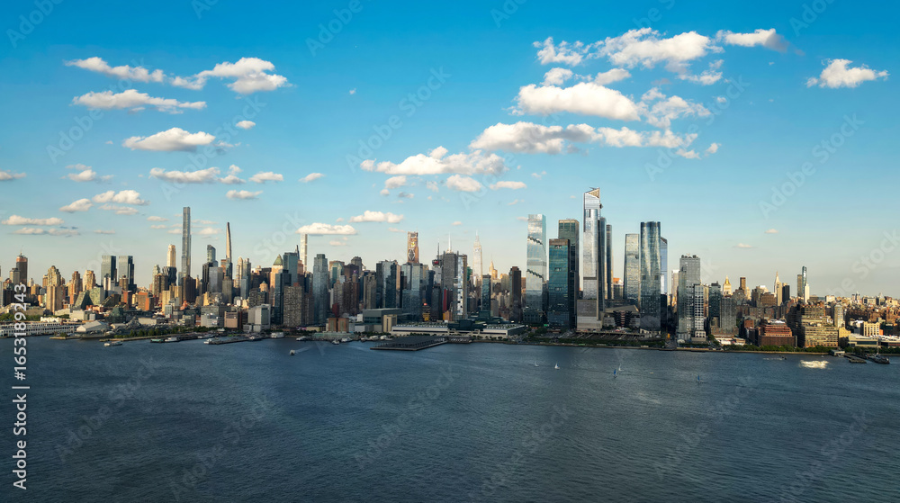 Obraz premium Aerial view of New York City skyline. Cityscape of Manhattan in USA.